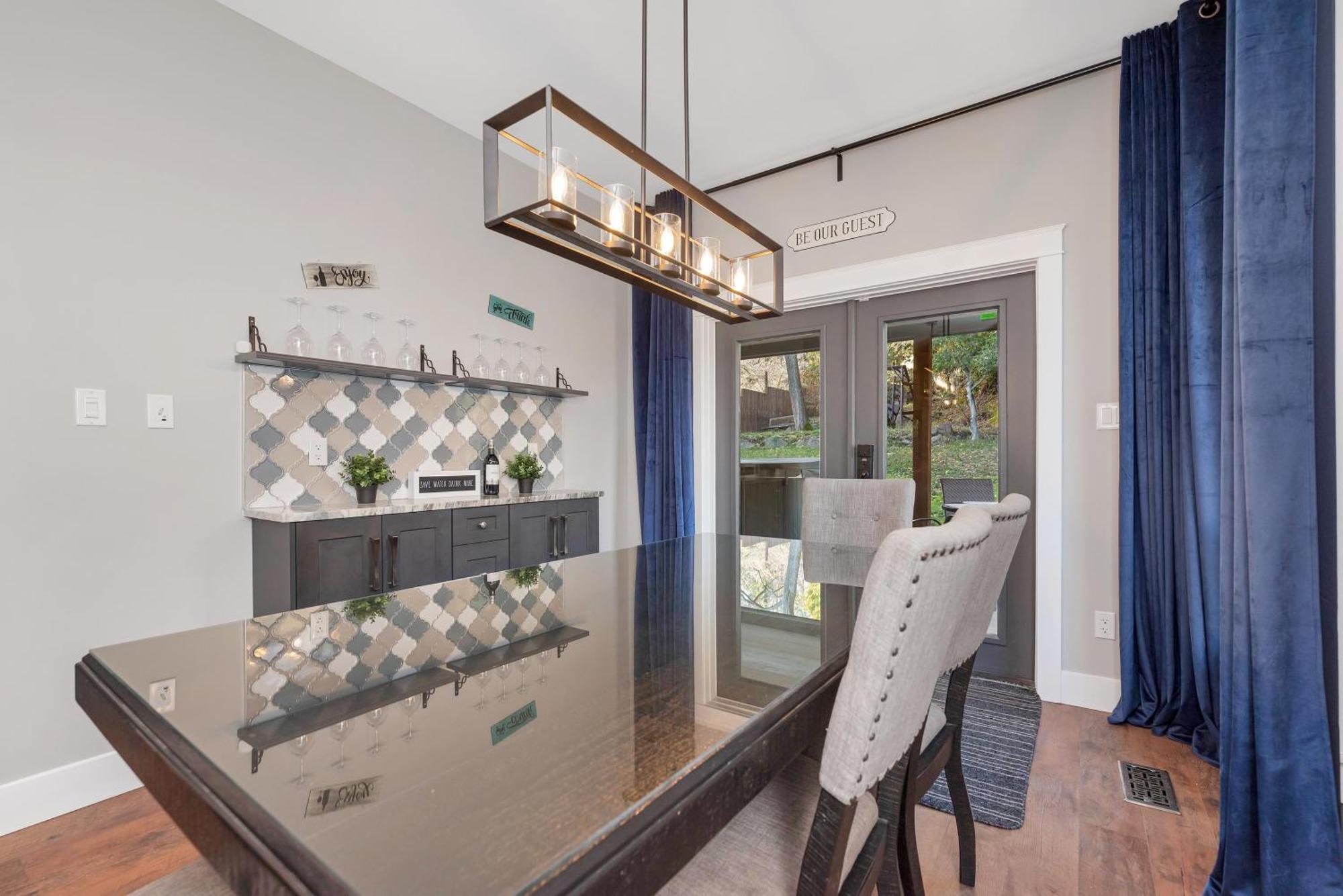 VI Cottage North Saanich Экстерьер фото