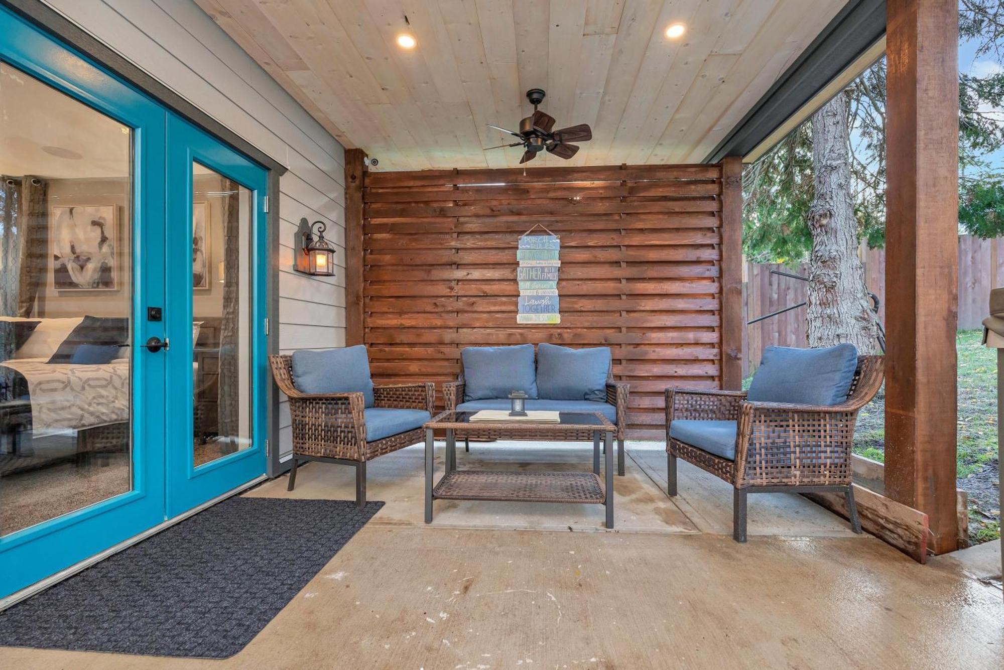VI Cottage North Saanich Экстерьер фото
